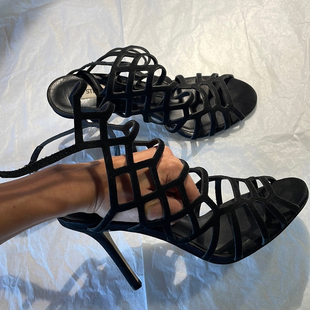 Stece Madden Strappy Black Heels